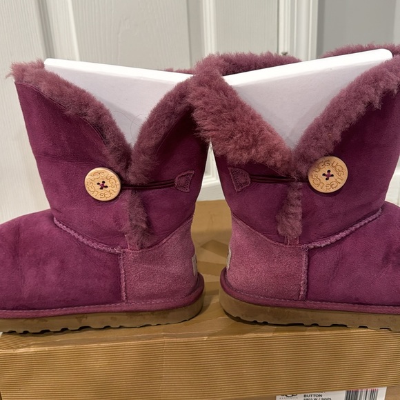 Purple Uggs - Bailey Button - Picture 3 of 4